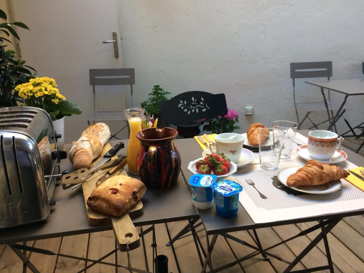 Hotel A La Tasse A Moustache Τονόν-λε-Μπαιν Εξωτερικό φωτογραφία